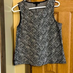 Medium Banana Republic Black and White V neck tank top.
